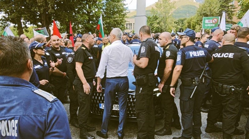 Kostadin Kostadinov, leader of the Vozrozhdenie party in a white shirt at a rally during the protest and blocking of Ursula von der Leyen's visit to Bulgaria