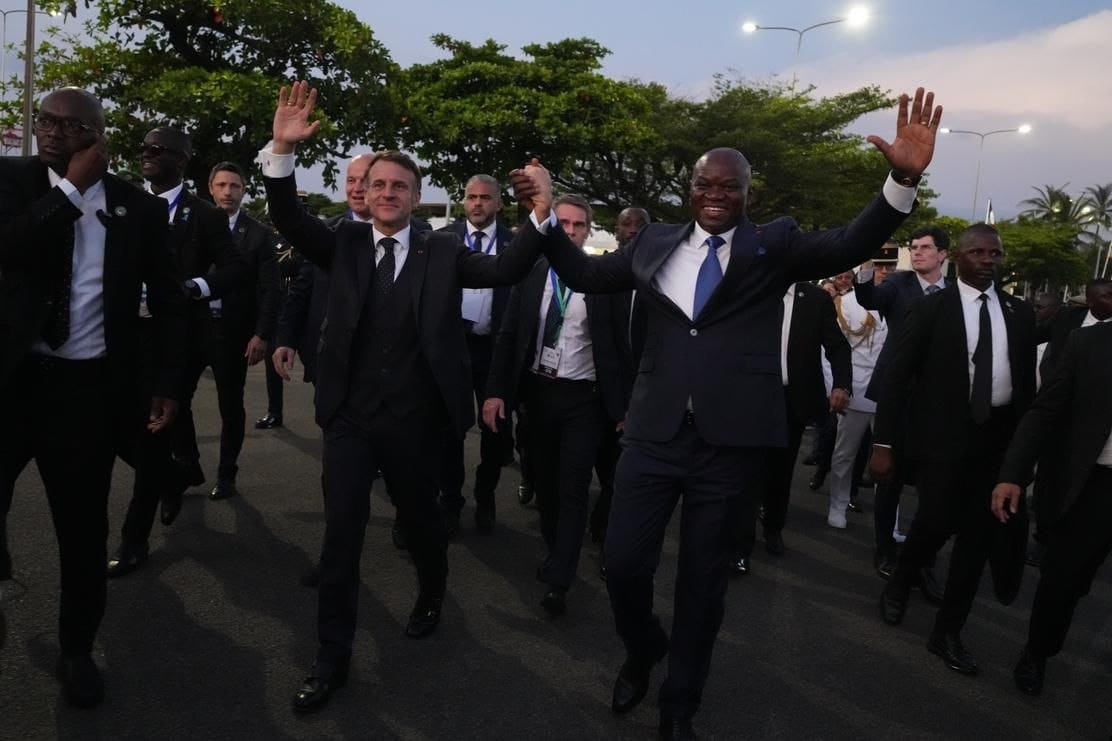 Macron au Gabon