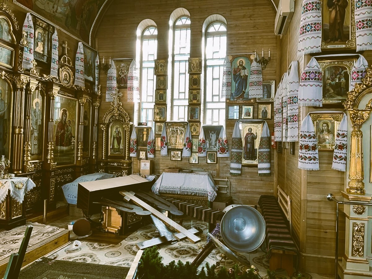 Pogrom in the Intercession Church in Vinnytsia, the attacker stabbed a priest, 2023. Source: UOC Press Service